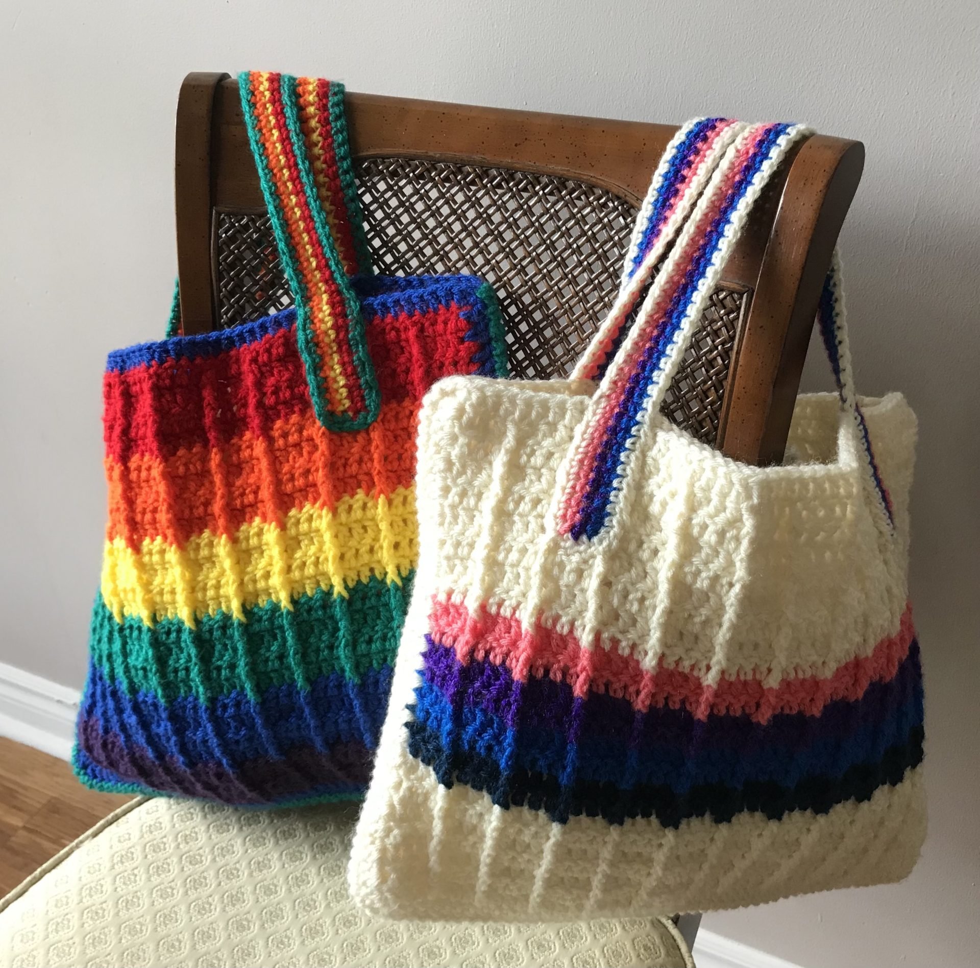 Crochet Tote Bag Pattern with Lots of Options - Artisan in the Woods
